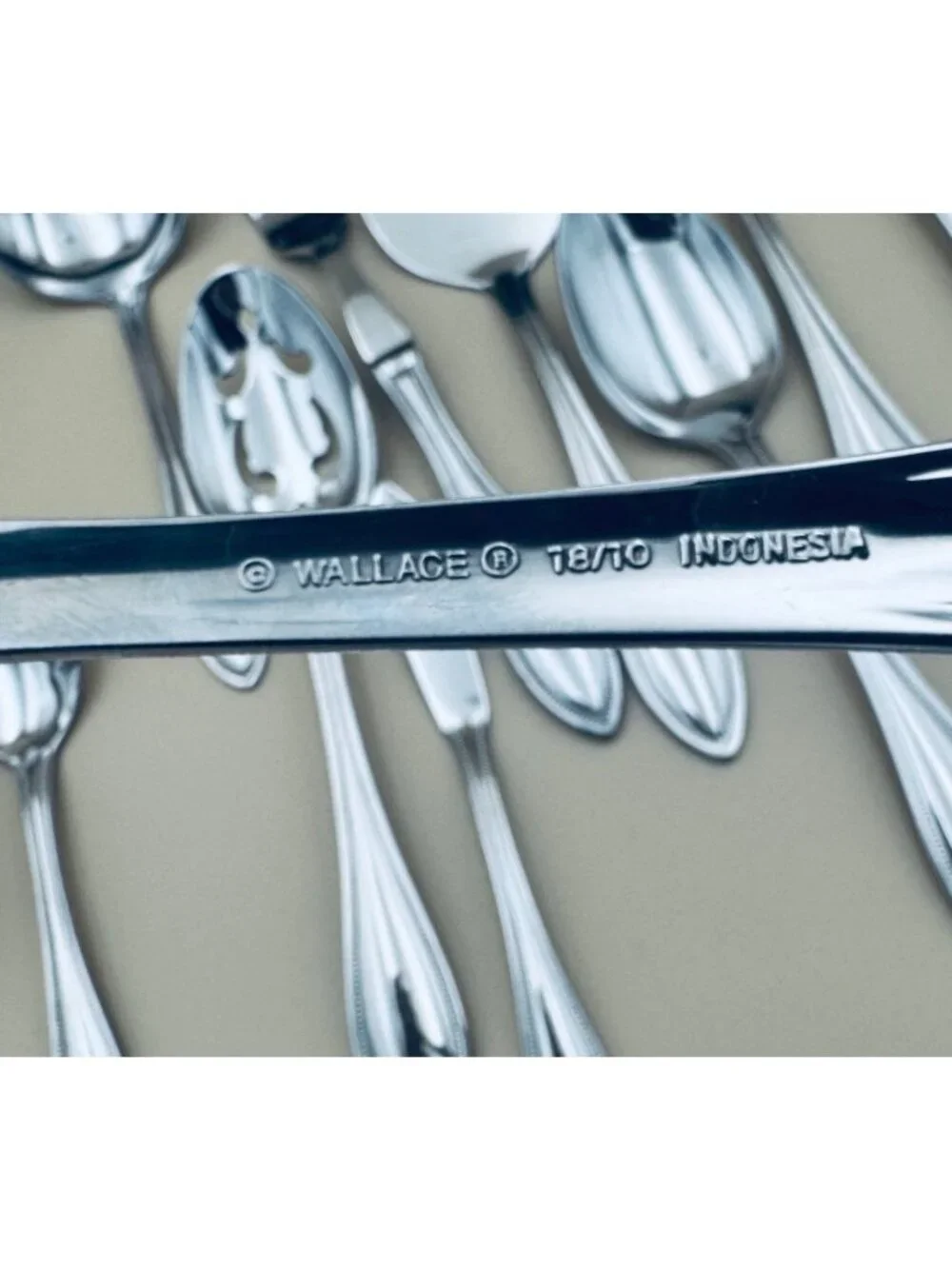 Set of 13 Wallace AMERICAN TRADITION Serving Pieces